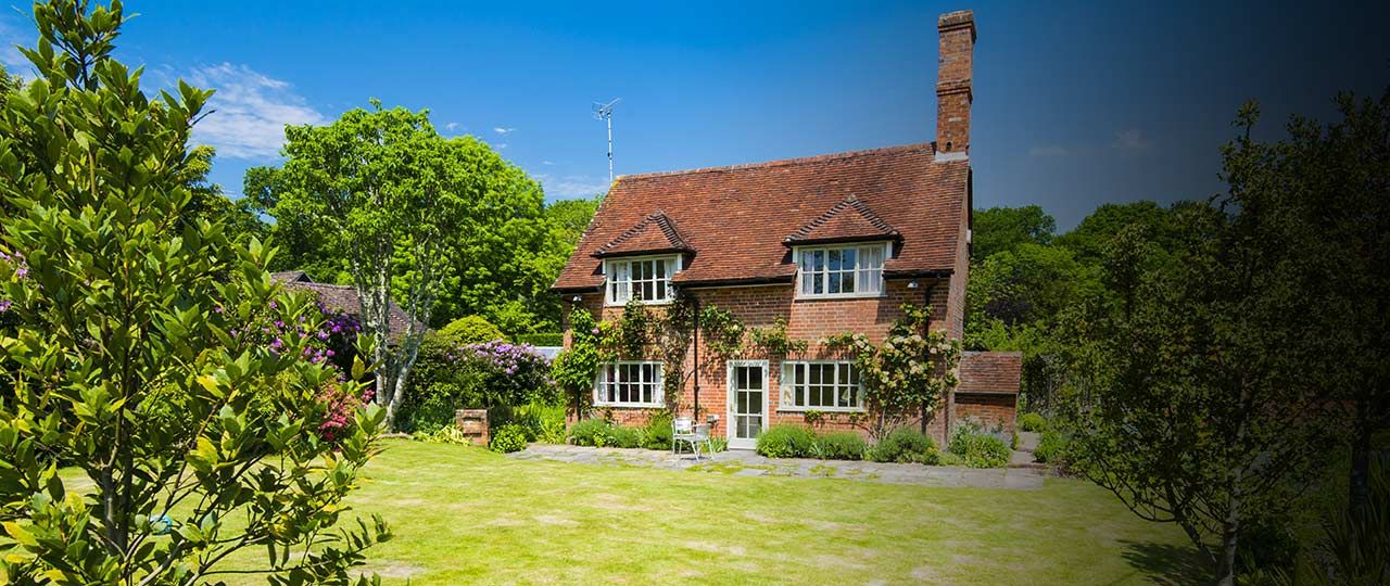 A guide to buying or selling land to make a bigger garden Strutt